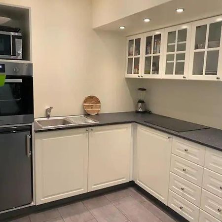 Husavik 2 Bedroom Apartment Экстерьер фото