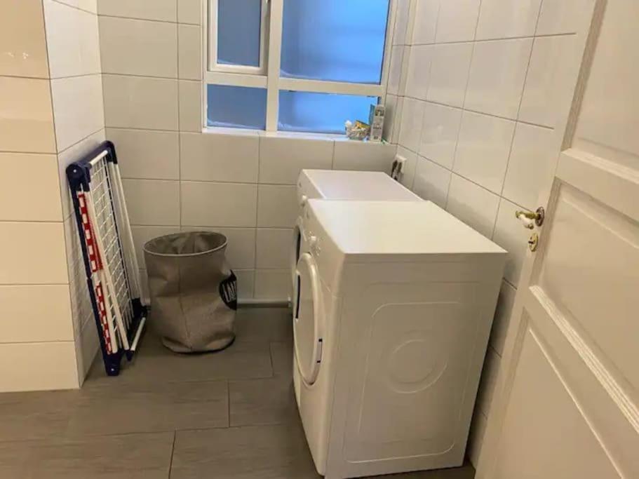 Husavik 2 Bedroom Apartment Экстерьер фото